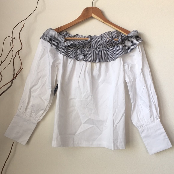 NASTY GAL Ruffled Collar Top - Picture 1 of 4